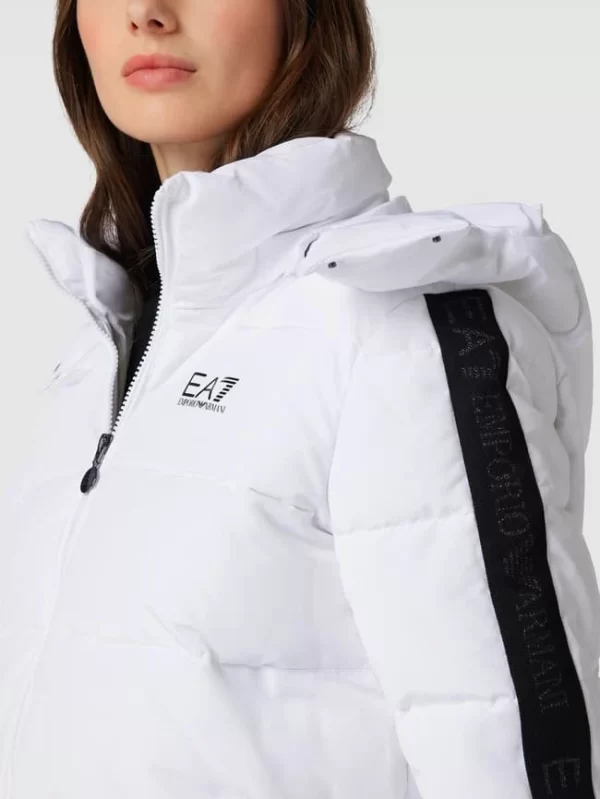 EA7 Emporio Armani Steppjacke Mit Label-Print Modell ‘GIUBOTTO’ – Offwhite 4